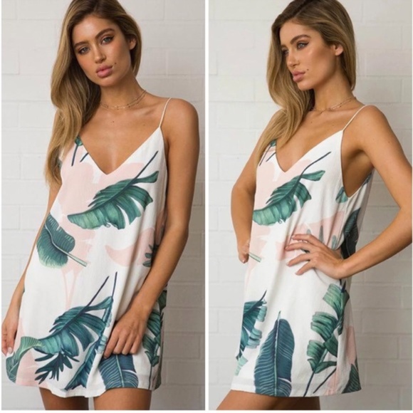 vaca Dresses & Skirts - Only 1 left!!! Price drop! Palm Leaf Chiffon Dress